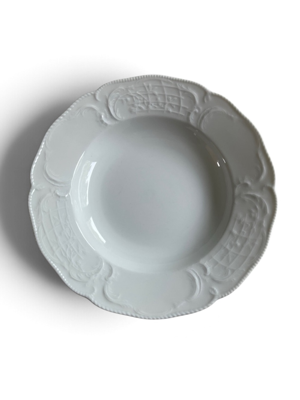 Rosenthal Sanssouci White Rim Soup Bowls Classic Rose Embossed Germany Set of 2.